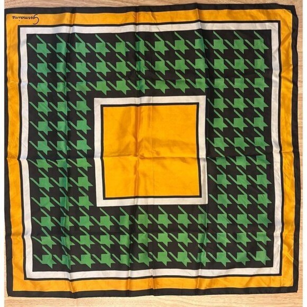 VTG Germaine Geometric 60's Style Gold Green & Black Square Scarf 26 x 26 Read